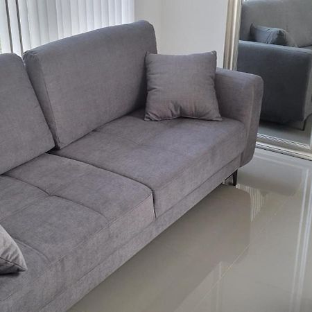 Opera Appartment Tiranë Luaran gambar