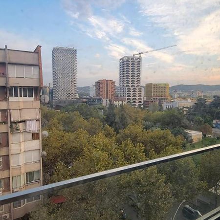 Opera Appartment Tiranë Luaran gambar