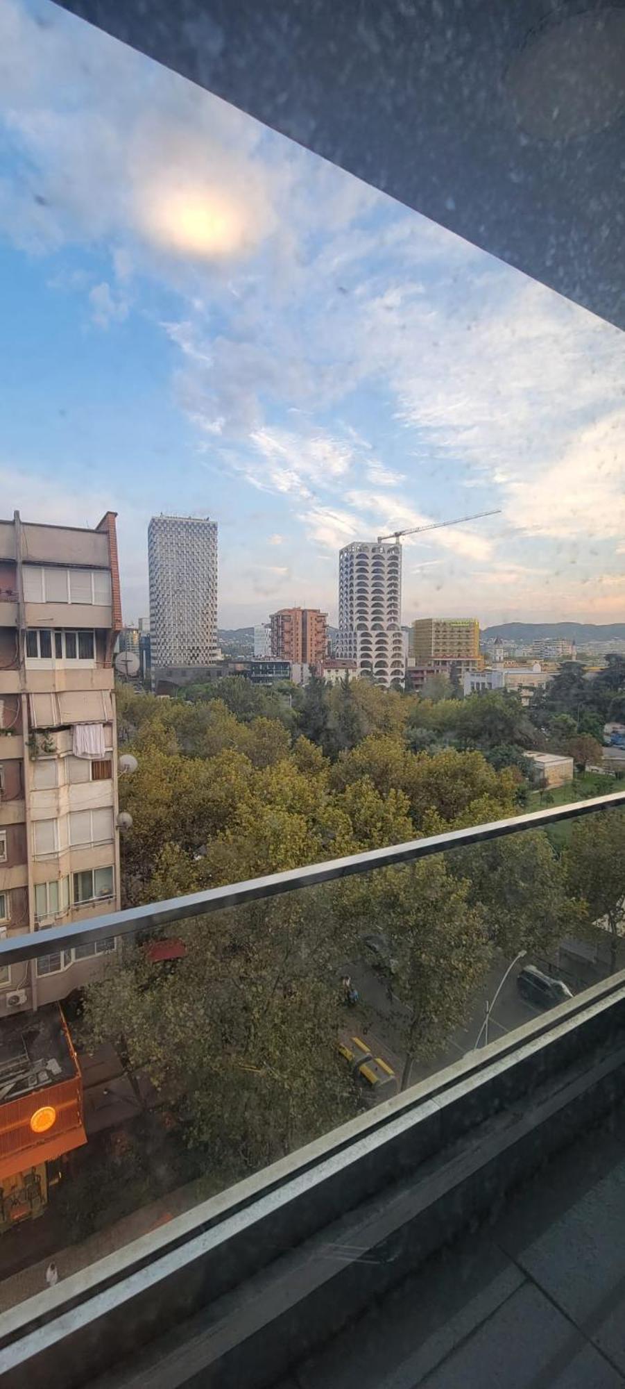 Opera Appartment Tiranë Luaran gambar