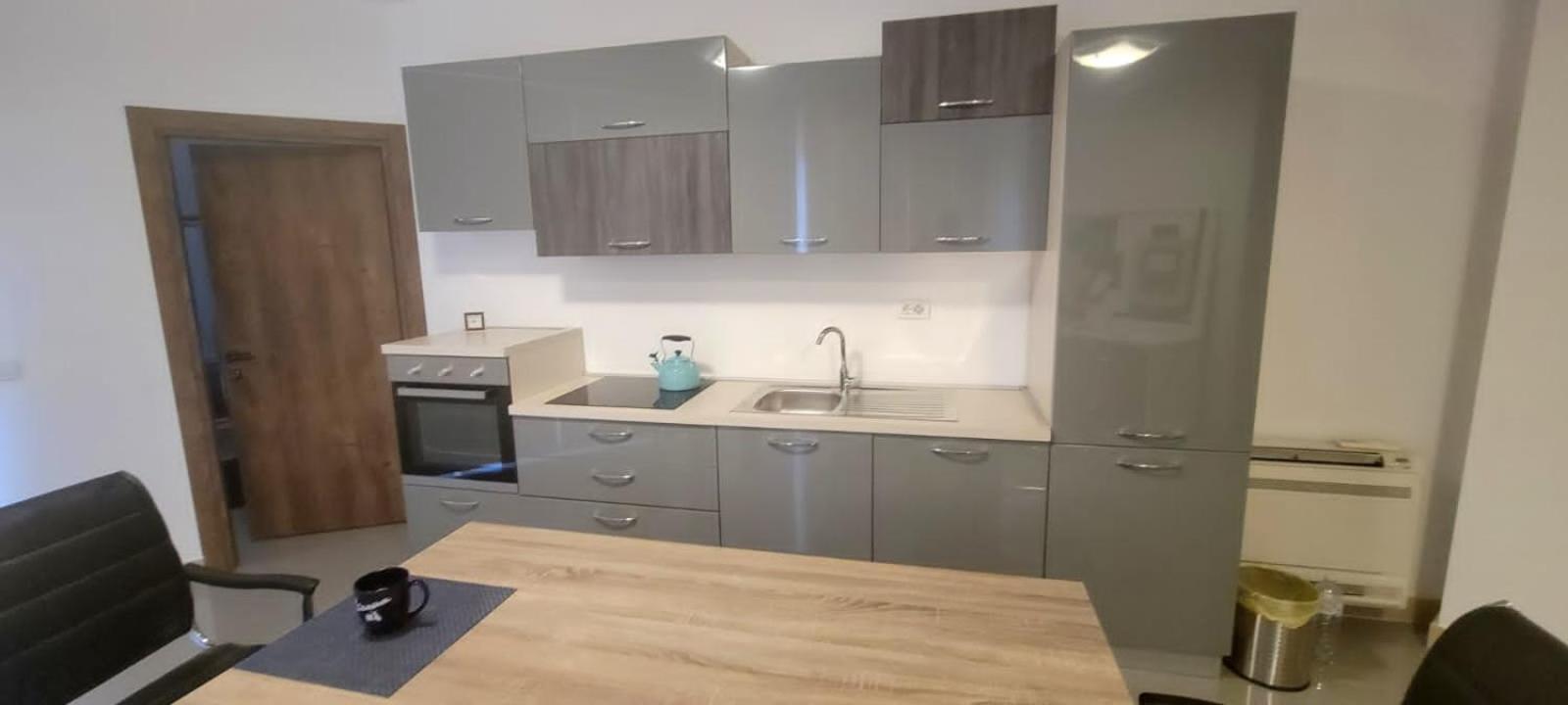 Opera Appartment Tiranë Luaran gambar